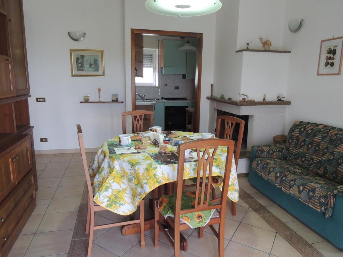 Casa vacanza “Belvedere sullo Ionio “ Rotondella Esterno foto